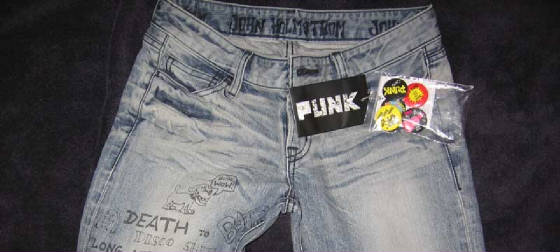 JHbluejeans1.jpg JHbluejeans1.jpg